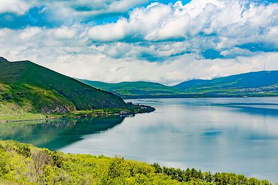 Фото достопримечательности: Озеро «Севан» в Ереване