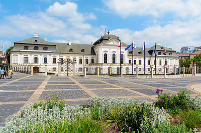 Фото достопримечательности: Президентский дворец в Братиславе