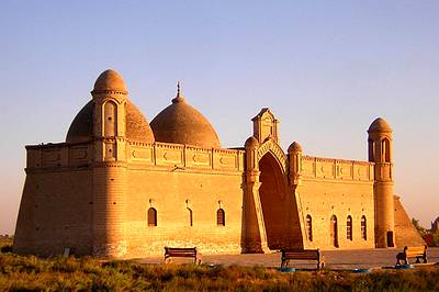 Фото достопримечательности: Мавзолей Арыстан-Баба в Туркестане