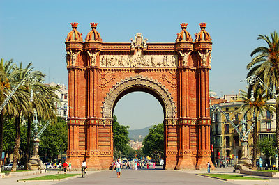 Фото достопримечательности: Триумфальная арка в Барселоне