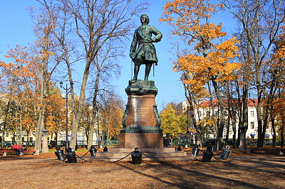 Фото достопримечательности: Памятник Петру I в Кронштадте