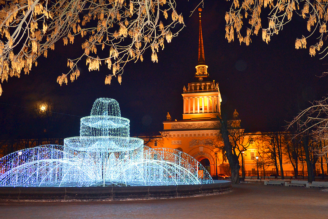 Зимний фонтан у Адмиралтейства | Санкт-Петербург