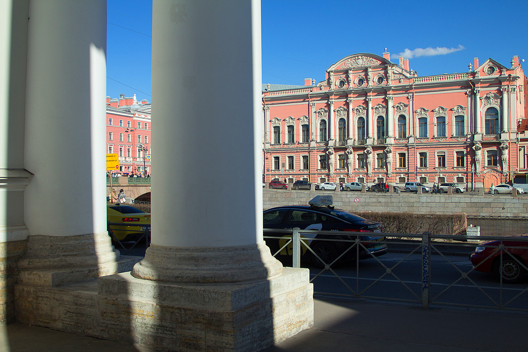Аничков дворец. Вид на Фонтанку | Санкт-Петербург
