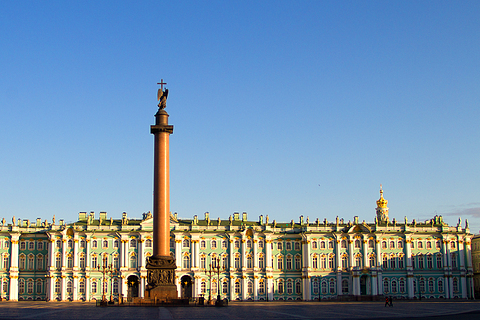 Дворцовая площадь. Зимний дворец и Александровская колонна | Санкт-Петербург