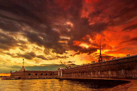 Типичная питерская погода. Петропавловская крепость | Санкт-Петербург