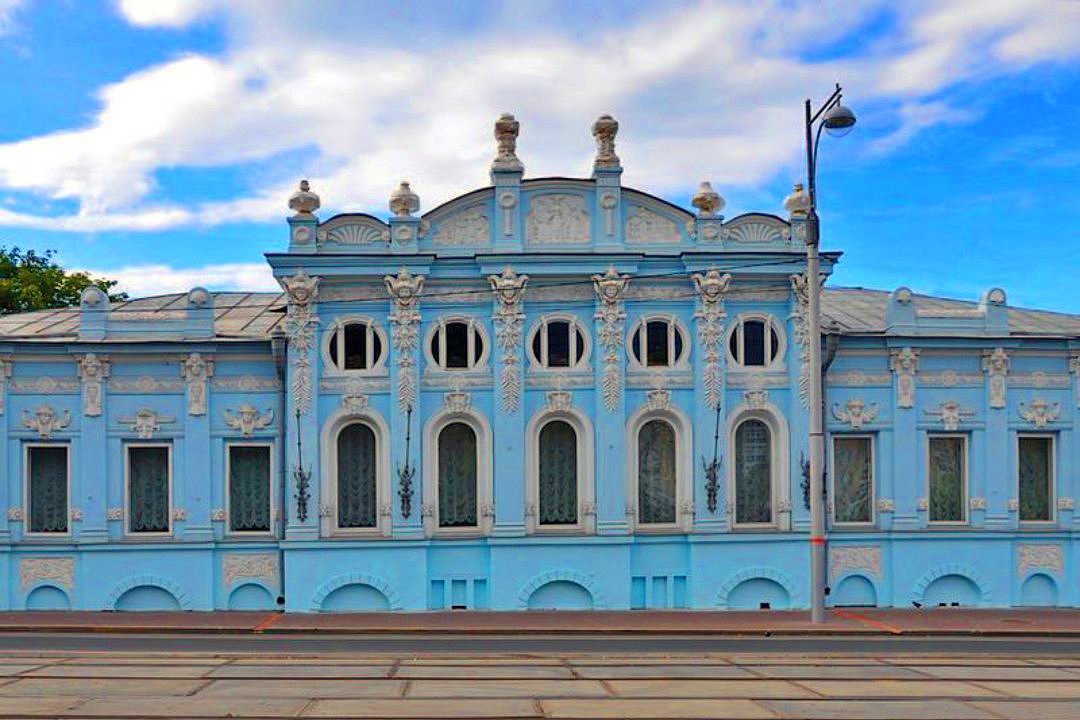 Дом Грибушина ("Дом с фигурами» из «Доктора Живаго") | Пермь