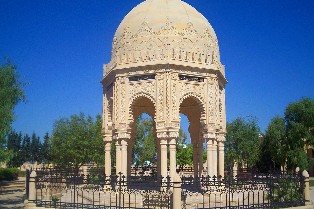Мусульманская святыня — мавзолей Абу Тураба | Баку