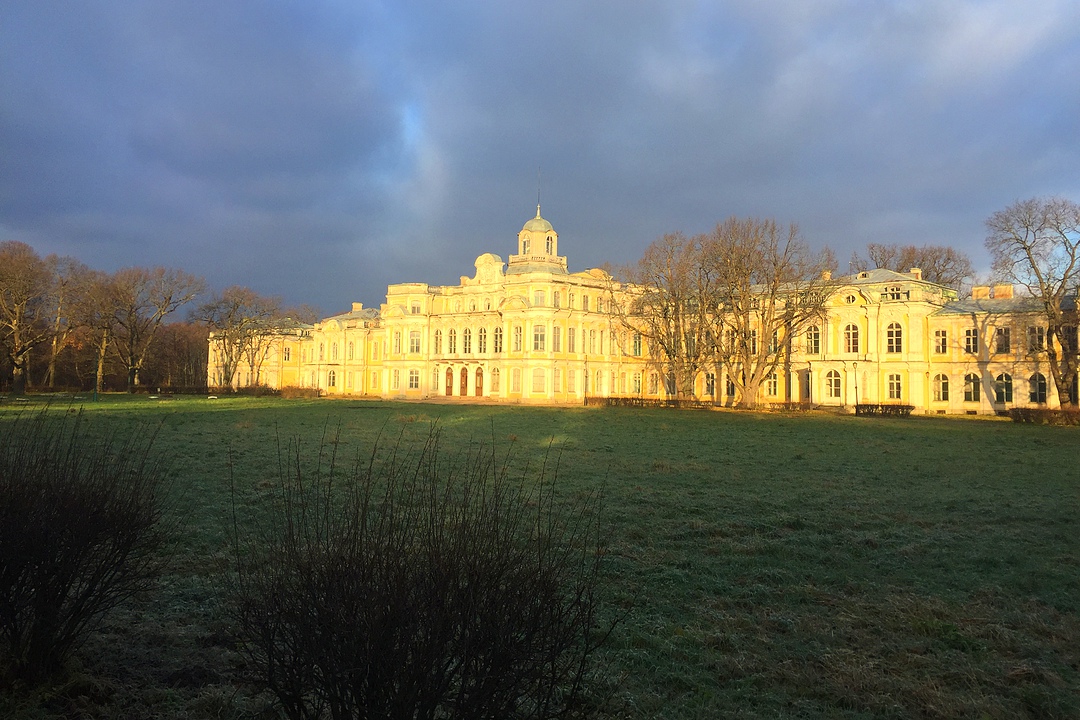Дворец в Знаменке. Экскурсия — ранний ноябрь 2019 года | Санкт-Петербург