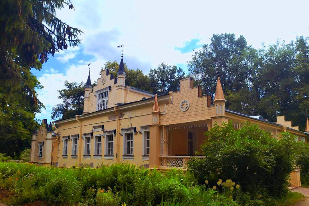Дом-музей Николая Константиновича Рериха в Изваре | Санкт-Петербург
