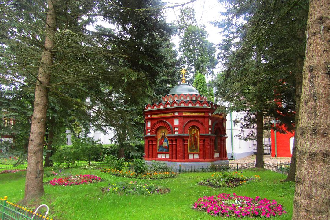 Надкладезная часовня монастыря | Псков