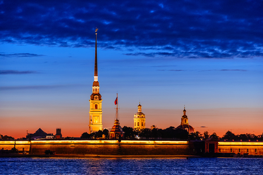 Вид Петропавловской крепости в белую ночь | Санкт-Петербург