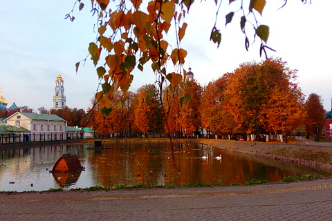 Осенью у Белого пруда | Сергиев Посад
