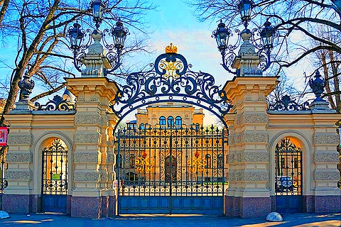Ворота Алексеевского дворца | Санкт-Петербург